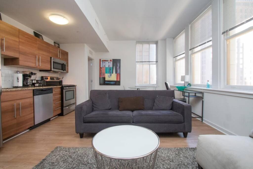 Newly Renovated 2Br 2Ba 1000Ft The Arch, Doorman Philadelphia Exterior photo