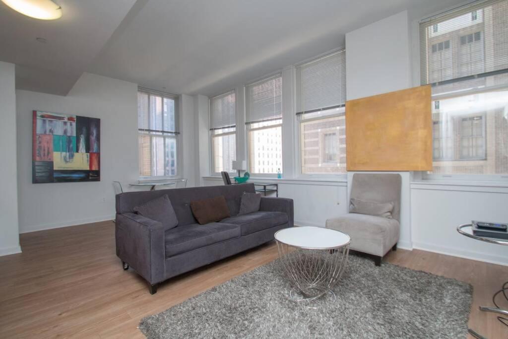 Newly Renovated 2Br 2Ba 1000Ft The Arch, Doorman Philadelphia Exterior photo
