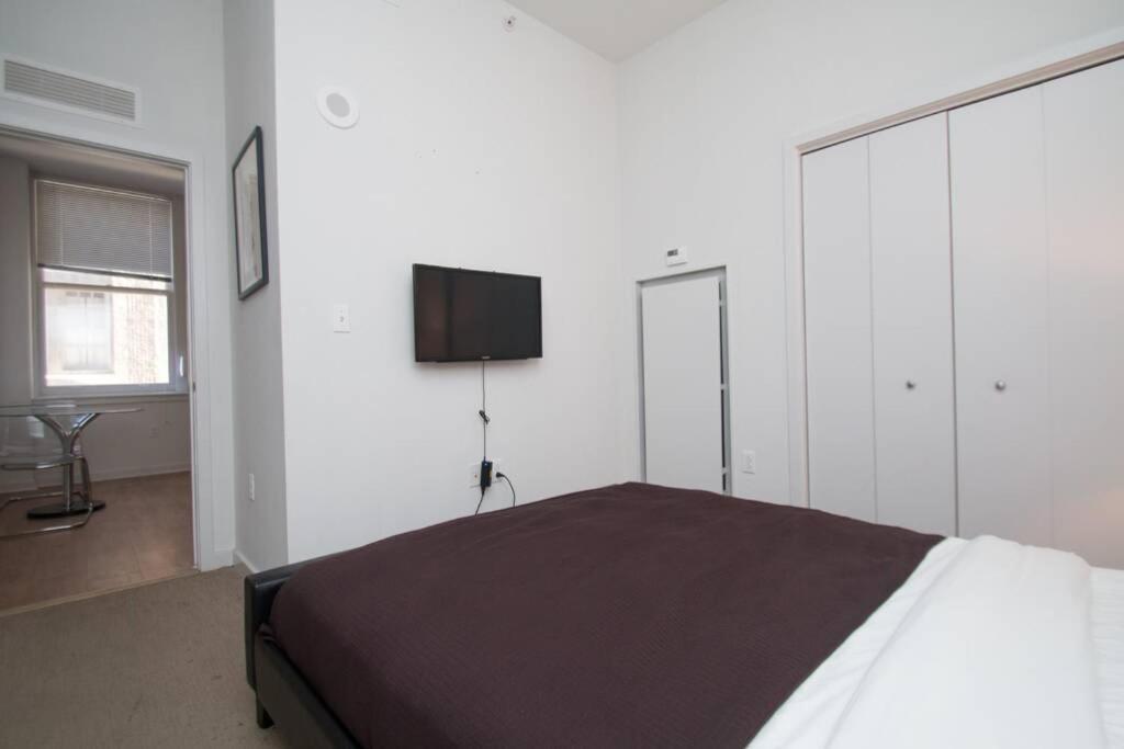 Newly Renovated 2Br 2Ba 1000Ft The Arch, Doorman Philadelphia Exterior photo